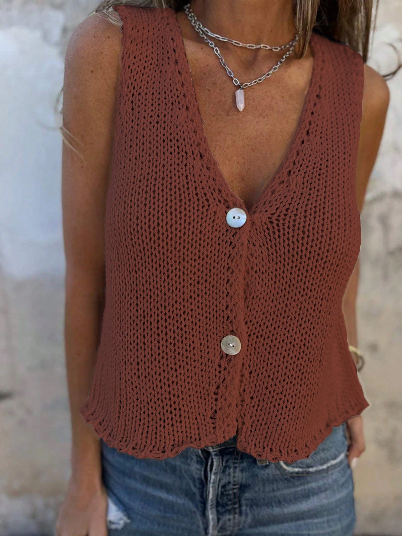 Women's Elegant V-Neck Sleeveless Blouse -