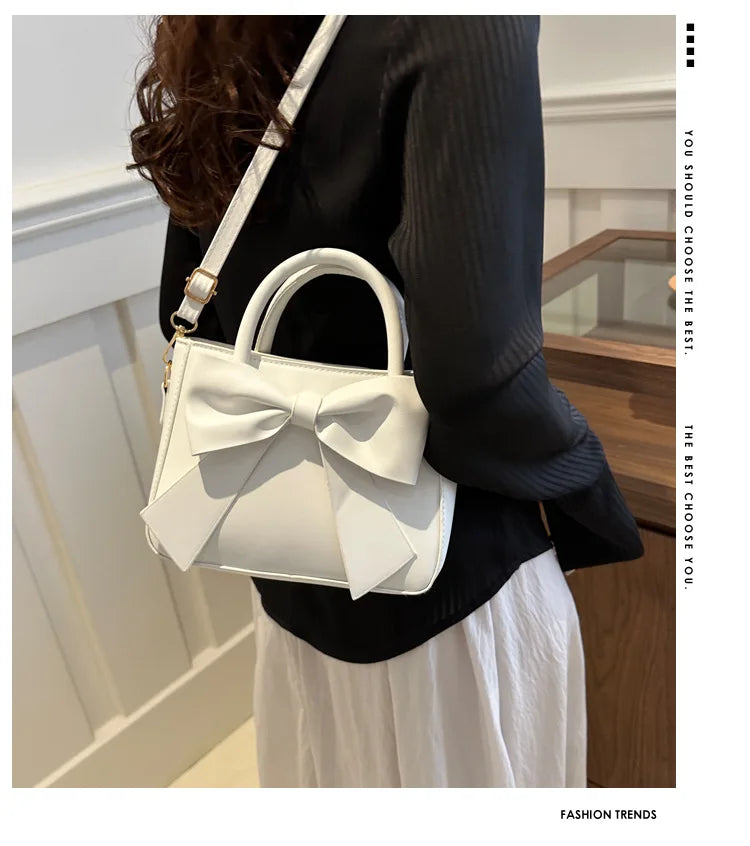 Fashionable retro single shoulder small square bag with bow design, hand-held crossbody bag, handbag