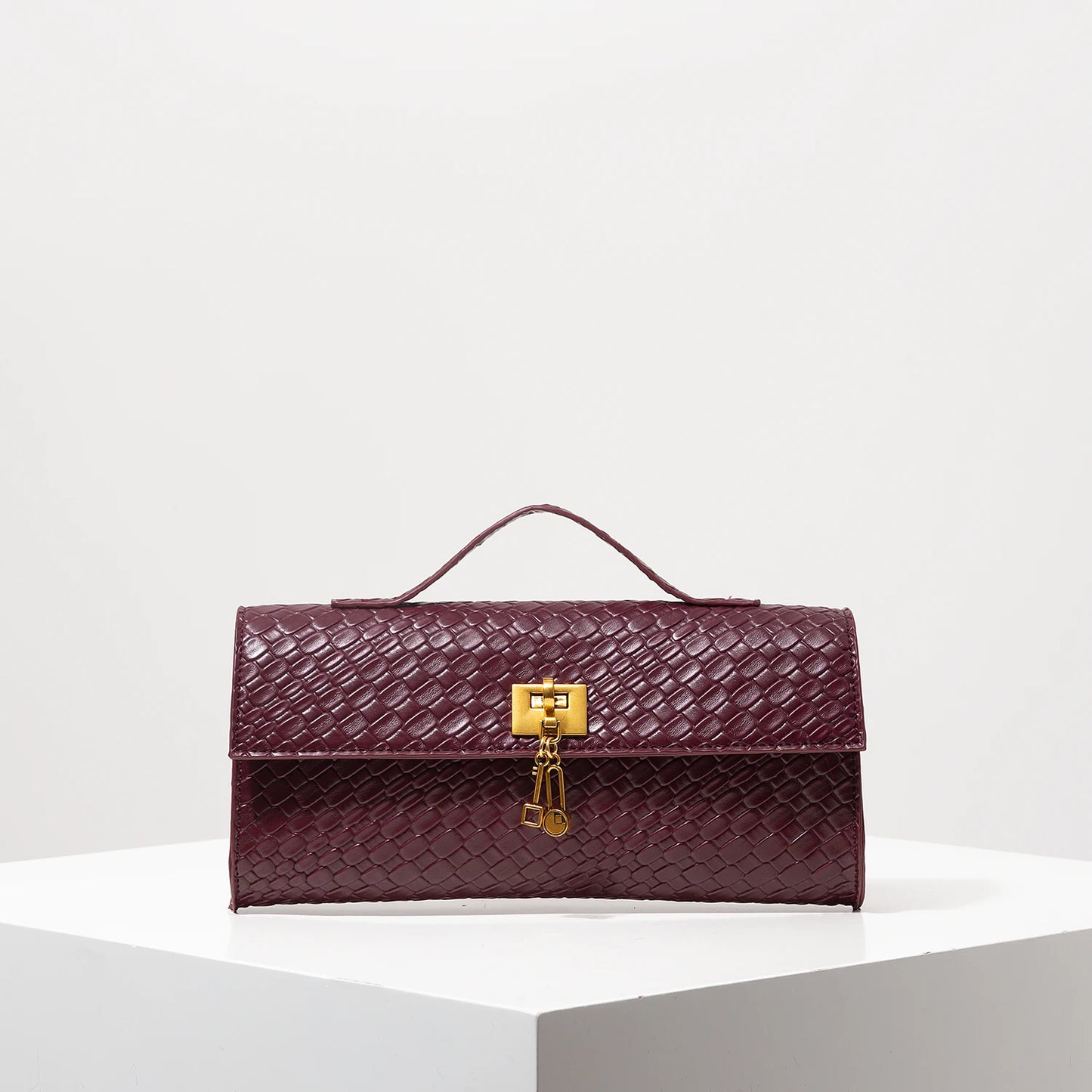Retro Artificial Leather Woven Baguette, Flip Women's classic,